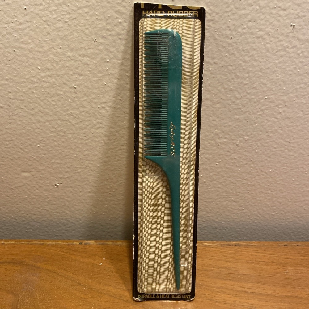 Vintage Lady Ace 70s 80s Green Comb New in Package‎ Hard Rubber